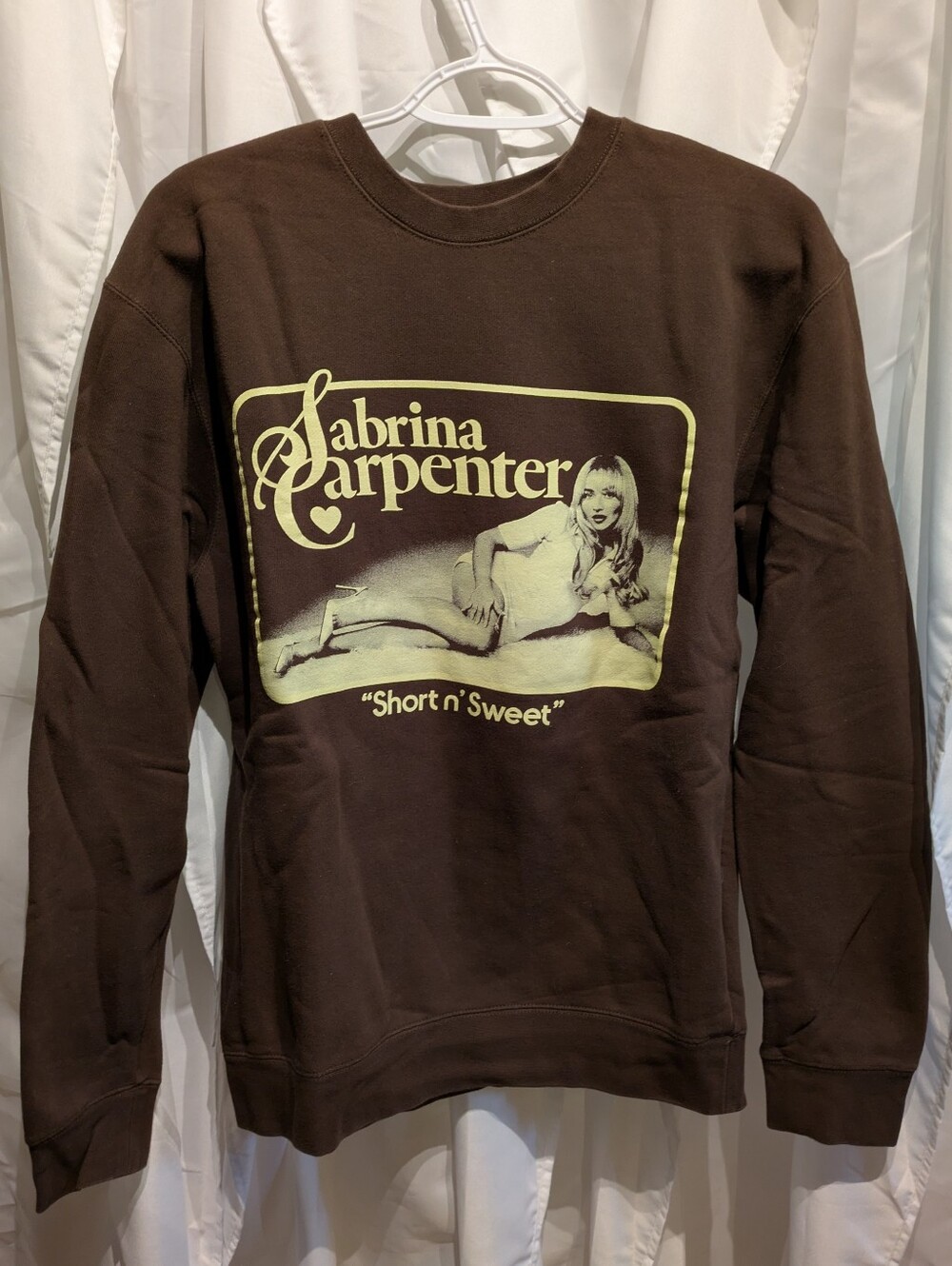 14 Official Sabrina Carpenter Short n' Sweet Tour Crewneck Sweatshirt - Small